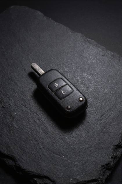 Autoschlüssel am Lederanhänger