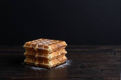 Waffeln mit Zuckerstaub