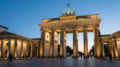 Brandenburger Tor zur blauen Stunde