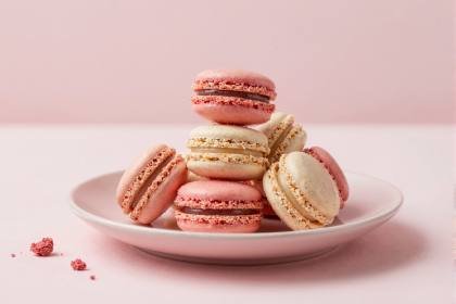 Macarons in Rosé