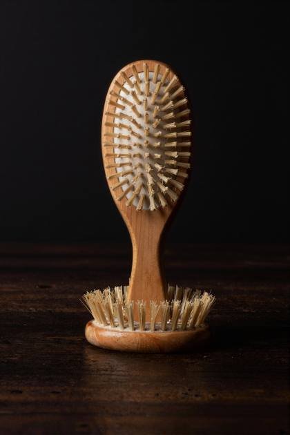 Haarbürste aus Holz