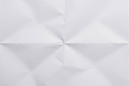 Zerknittertes Papier (quer)