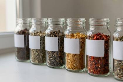Gewürzgläser (quer)
