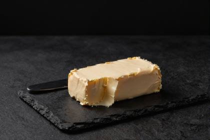Butterstück mit Messerschnitt